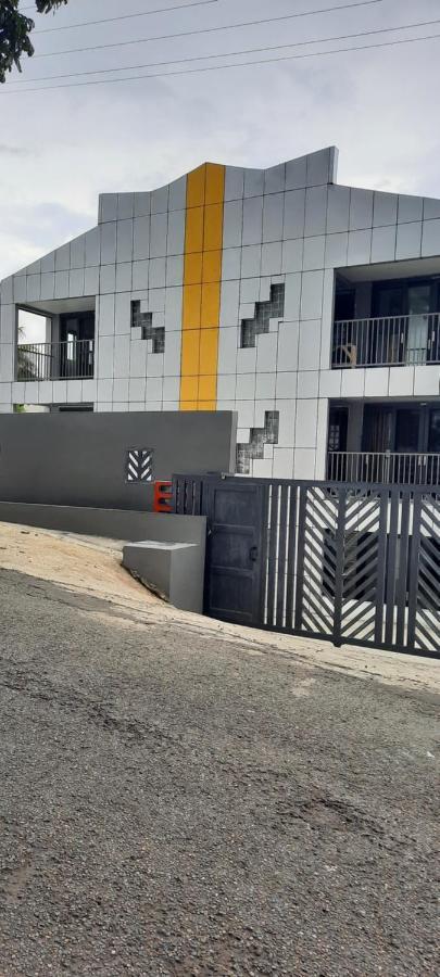 Pacific Apartment سوفا المظهر الخارجي الصورة